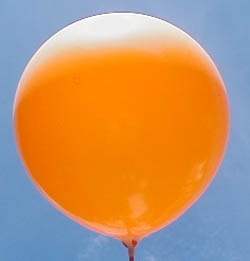 R85U-108-00-0 Rundballon in Orange Ø~28cm,